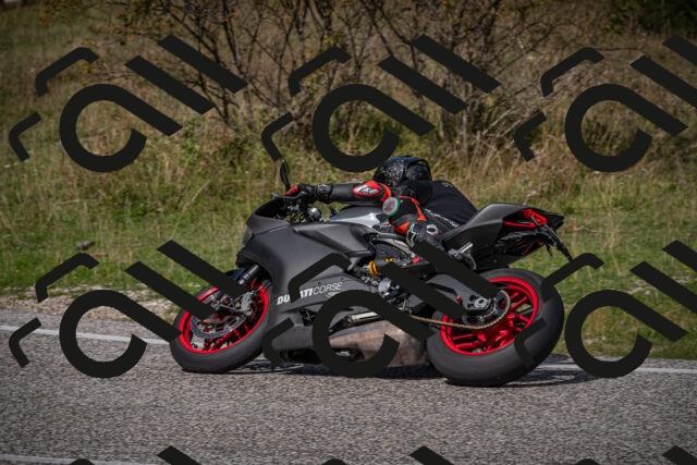 20250907120955-_5004677_am_