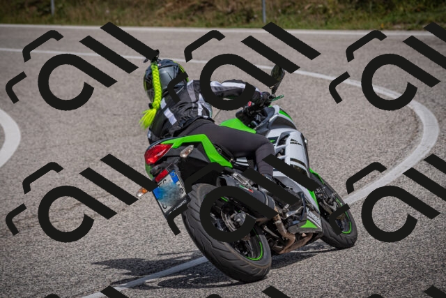 20250907121002-_5004683_am_