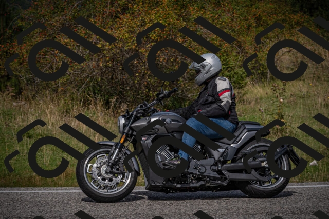 20250907121015-_5004692_am_