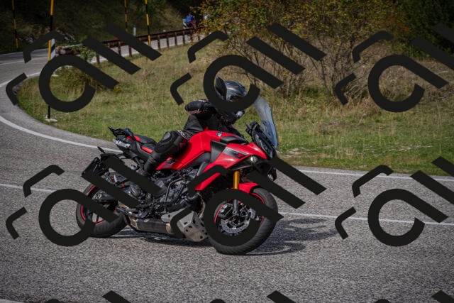 20250907121159-_5004706_am_