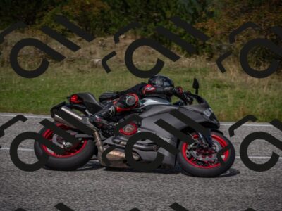 20250907121216-_5004714_am_