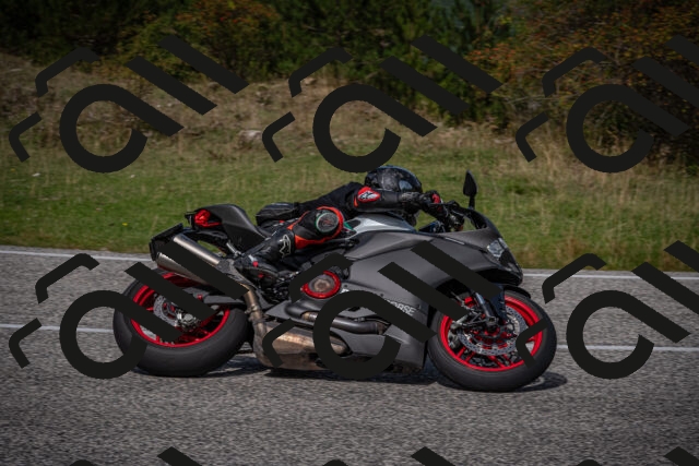 20250907121216-_5004714_am_