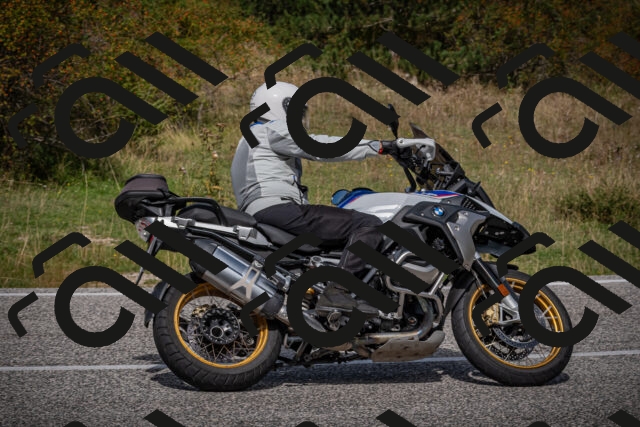 20250907121341-_5004735_am_