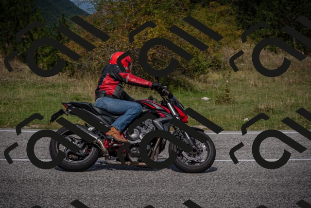 20250907121505-_5004770_am_