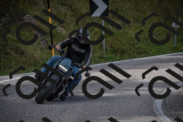 20250907121712-_5004820_am_