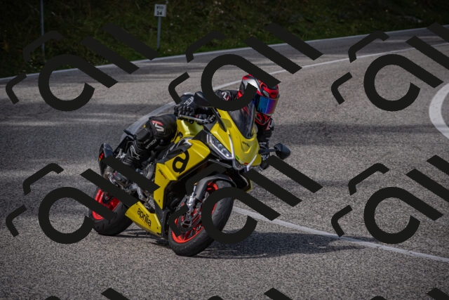 20250907121720-_5004825_am_