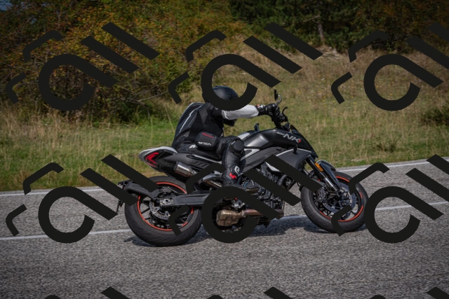 20250907121736-_5004836_am_