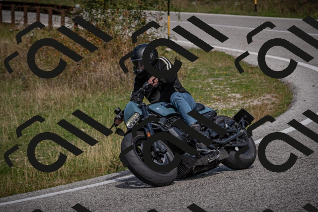 20250907121818-_5004840_am_