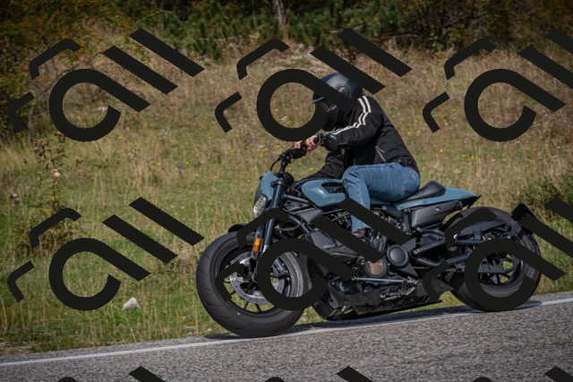 20250907121819-_5004842_am_