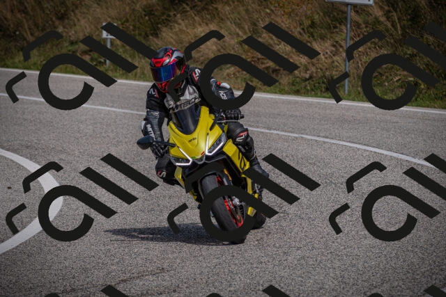 20250907121824-_5004846_am_