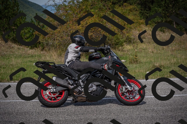 20250907121839-_5004851_am_