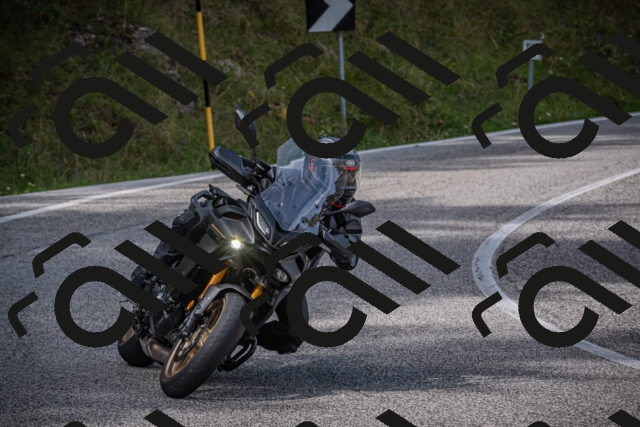 20250907121923-_5004859_am_