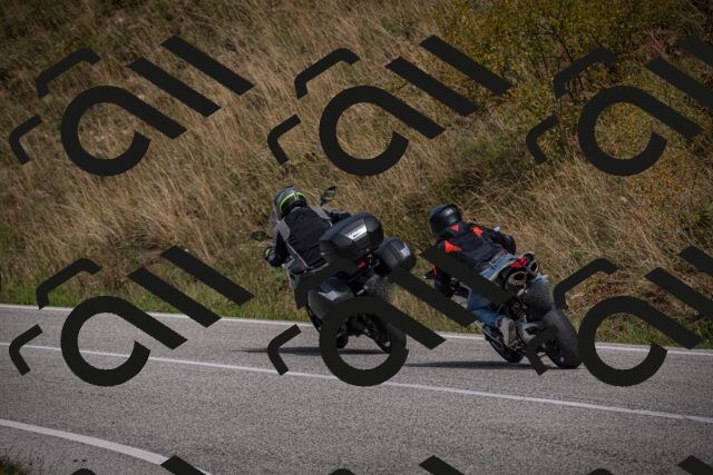 20250907121946-_5004869_am_