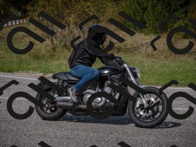 20250907122052-_5004871_am_