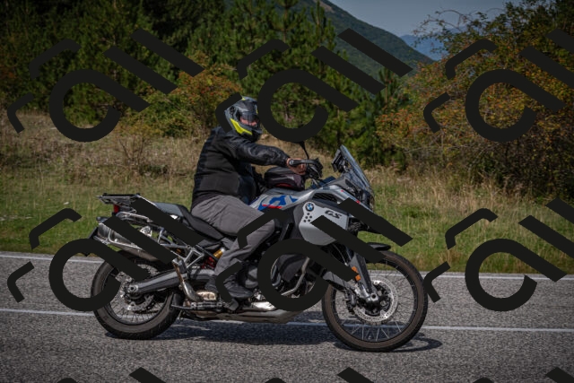 20250907122053-_5004874_am_