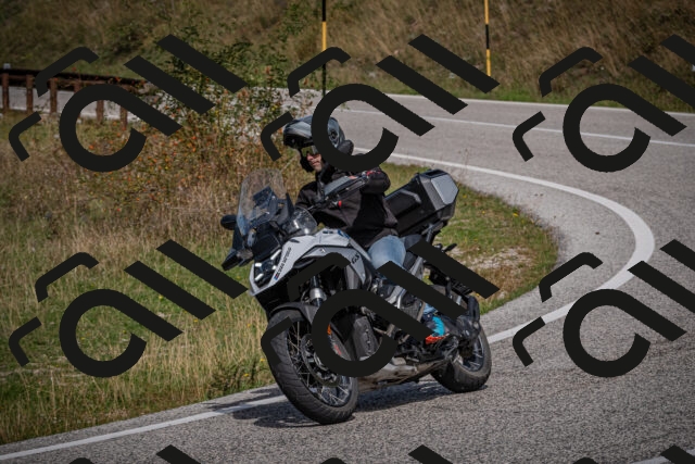 20250907122208-_5004892_am_