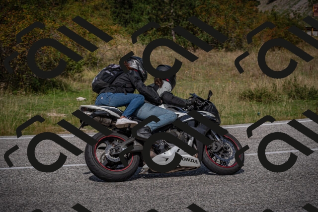 20250907122257-_5004903_am_