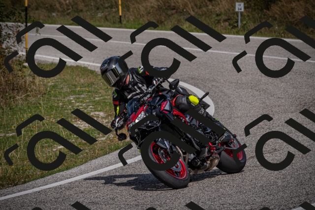 20250907122322-_5004910_am_