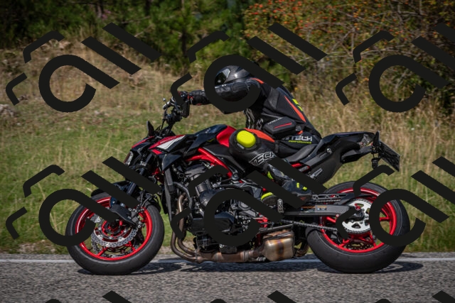 20250907122323-_5004912_am_