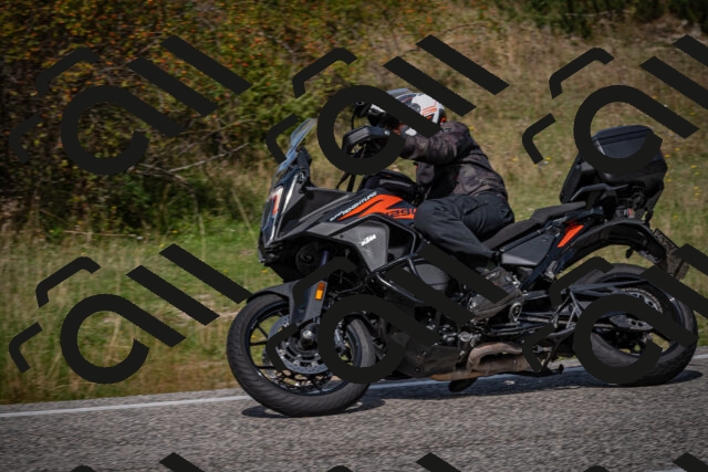 20250907122413-_5004919_am_