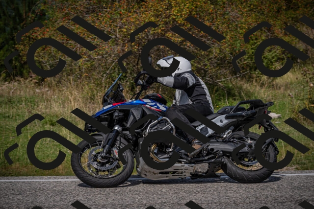 20250907122416-_5004926_am_