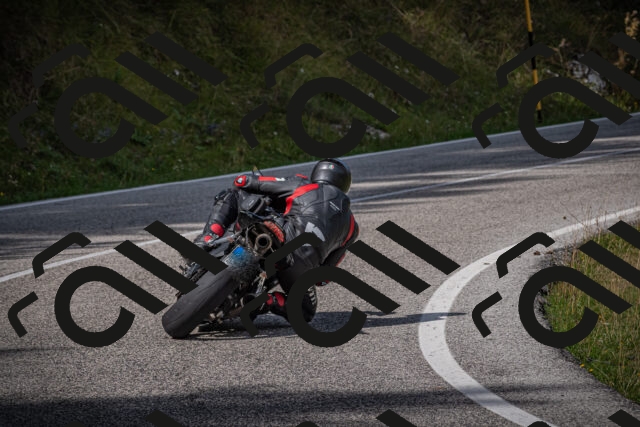 20250907122534-_5004946_am_