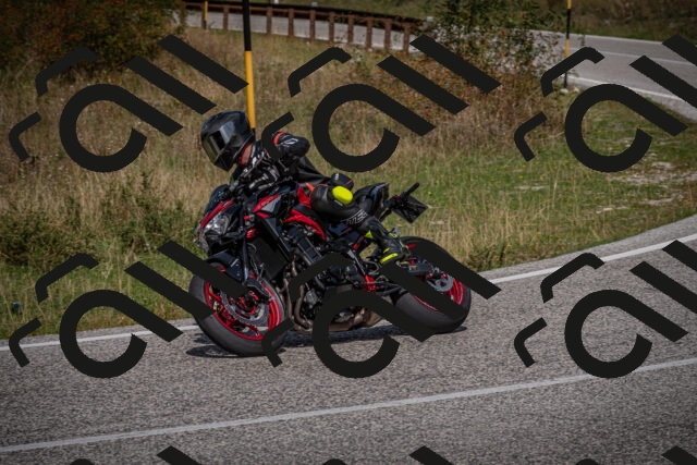 20250907122703-_5004958_am_