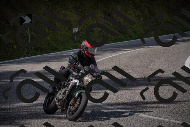 20250907122737-_5004961_am_