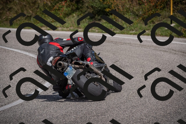 20250907122743-_5004965_am_