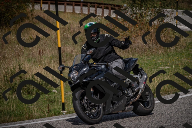 20250907122919-_5004977_am_