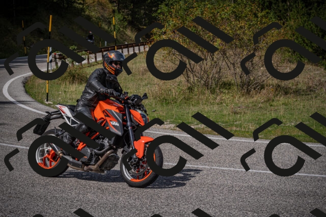 20250907122928-_5004981_am_