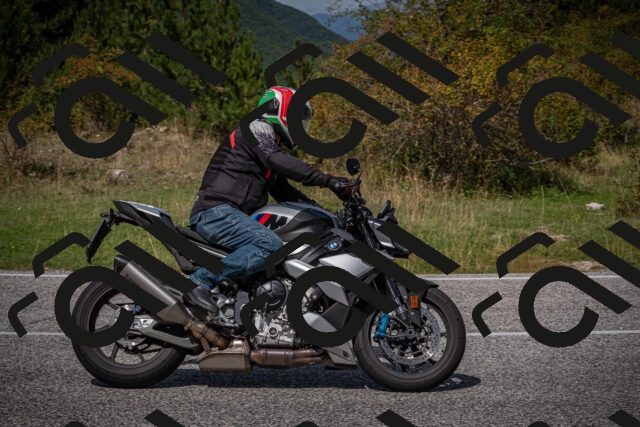 20250907122930-_5004984_am_