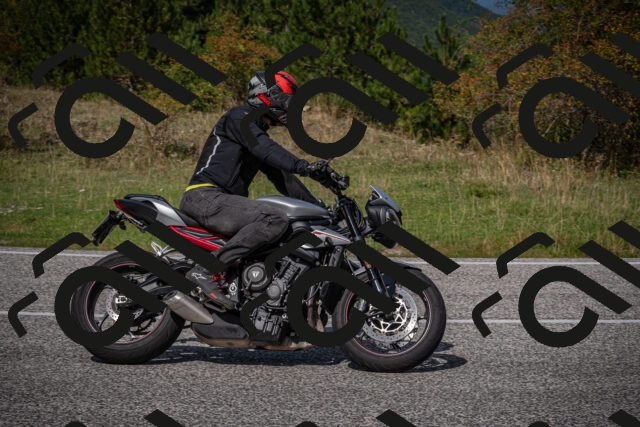 20250907122934-_5004988_am_