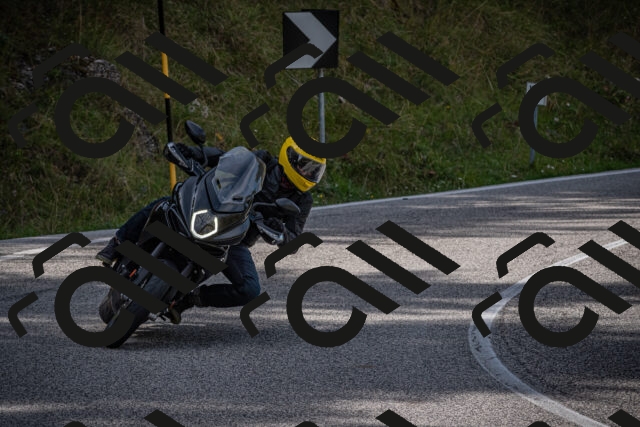 20250907123014-_5005000_am_