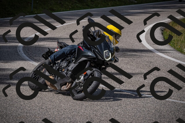 20250907123014-_5005001_am_