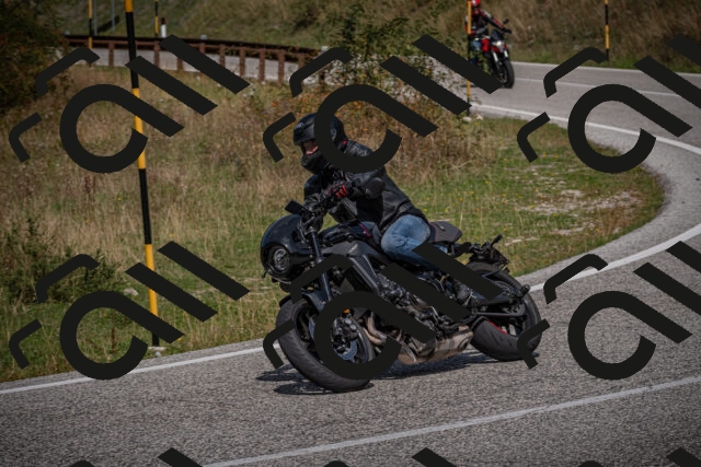 20250907123250-_5005062_am_