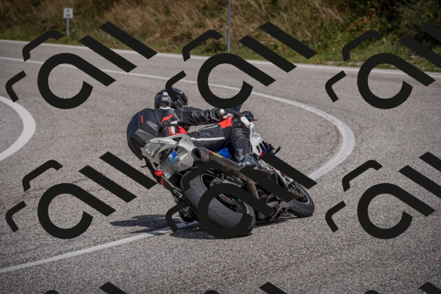 20250907123506-_5005088_am_