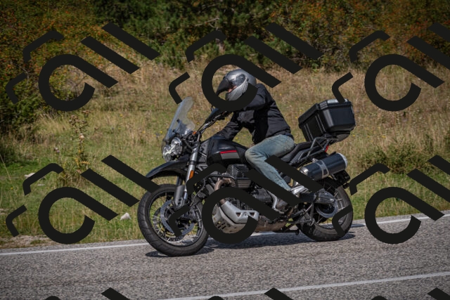 20250907123622-_5005092_am_