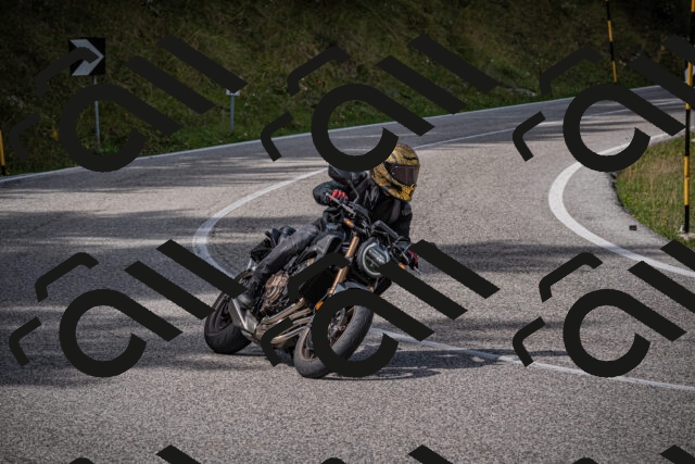 20250907123829-_5005110_am_