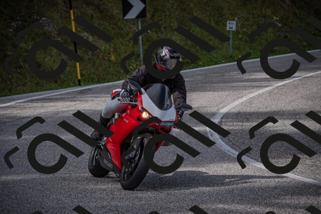 20250907123853-_5005118_am_