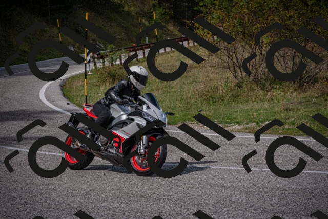 20250907123900-_5005126_am_