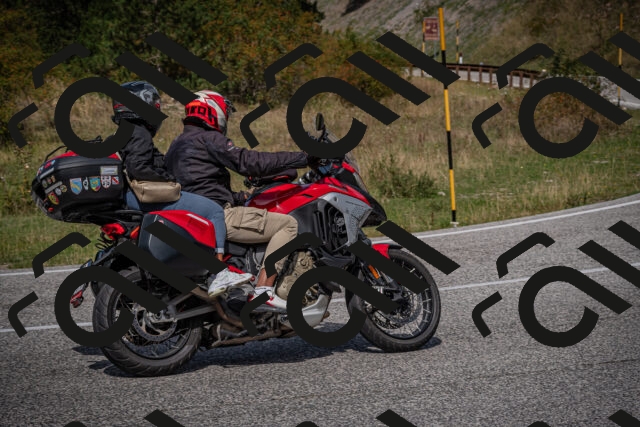 20250907124011-_5005135_am_