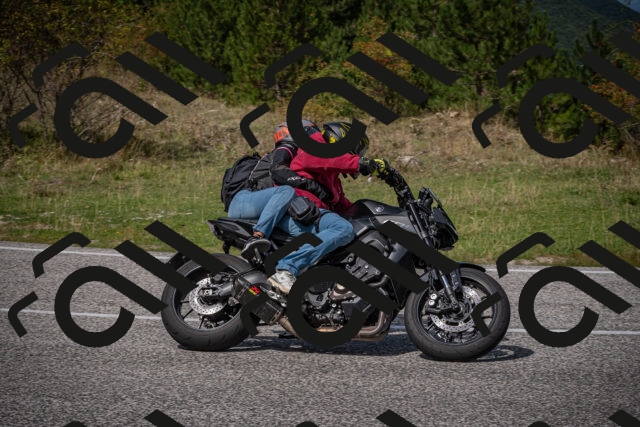 20250907124035-_5005156_am_