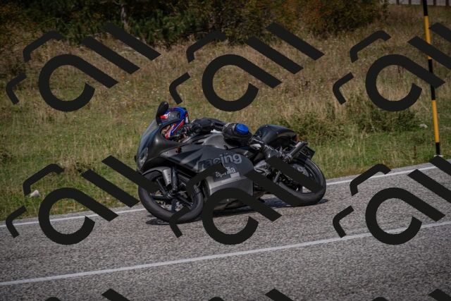 20250907124231-_5005184_am_