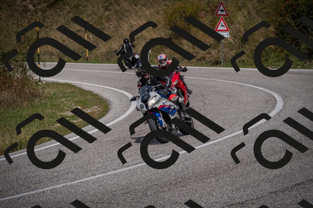 20250907124233-_5005186_am_