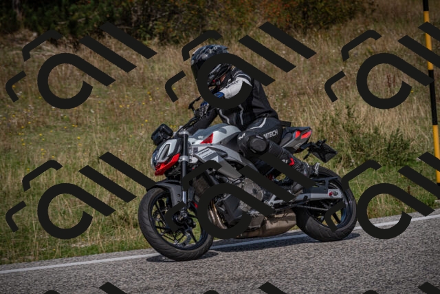 20250907124440-_5005219_am_