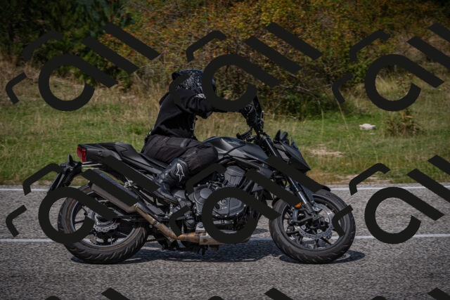 20250907124509-_5005229_am_