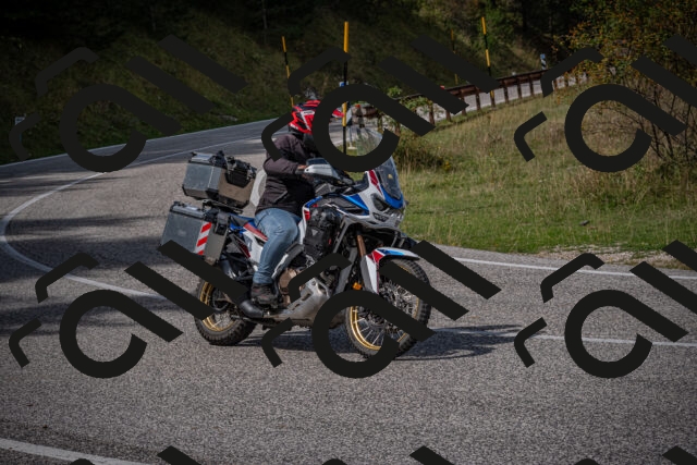 20250907124703-_5005258_am_