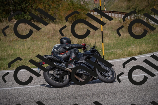 20250907124748-_5005267_am_