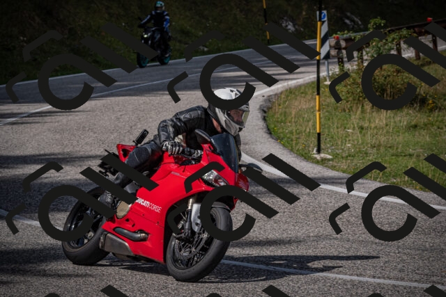 20250907124941-_5005291_am_